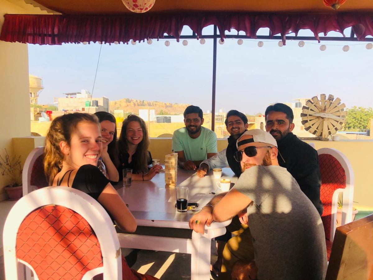 Jaisalmer Hostel Crowd Buitenkant foto